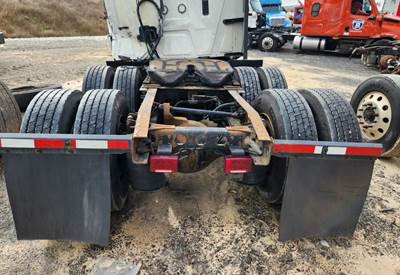 Meritor-Rockwell MT40-14X Tandem Cutoff for a 2015 International PROSTAR