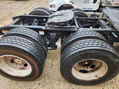 Meritor-Rockwell MT40-14X Tandem Cutoff for a 2014 Freightliner Cascadia 125
