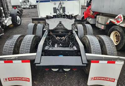 Meritor-Rockwell RT46-160 Tandem Cutoff for a 2022 Kenworth T880