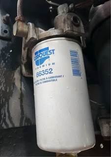 Caterpillar 3116 Fuel / Water Separator for a 1994 GMC C7000 Topkick