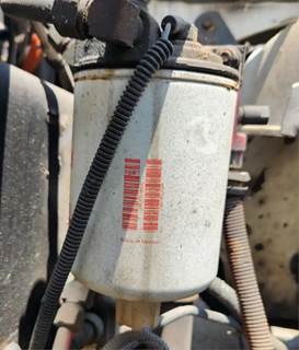 Caterpillar 3126 Fuel / Water Separator for a 2001 Freightliner FL70