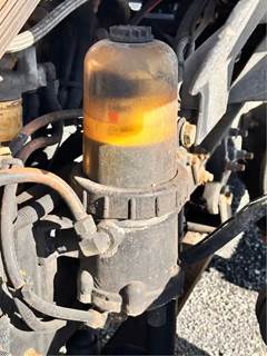 Caterpillar C11 Fuel / Water Separator for a 2005 Sterling A9500