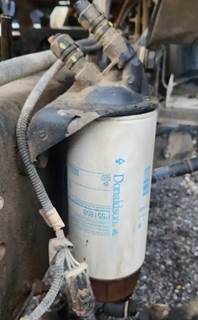 Caterpillar C11 Fuel / Water Separator for a 2005 Sterling L9500