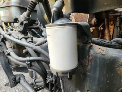 Caterpillar C13 Fuel / Water Separator for a 2008 Sterling L9500