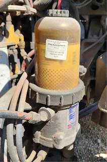 Caterpillar C13 Fuel / Water Separator for a 2006 Freightliner Columbia 120
