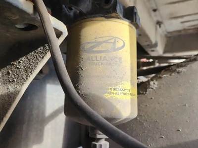 Caterpillar C7 Fuel / Water Separator for a 2002 Sterling L7500