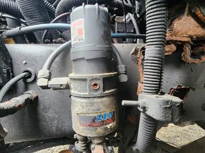 Caterpillar C7 Fuel / Water Separator for a 2005 Freightliner M2 106
