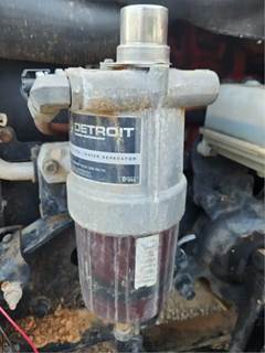 Cummins B6.7 Fuel / Water Separator for a 2018 Freightliner M2 106