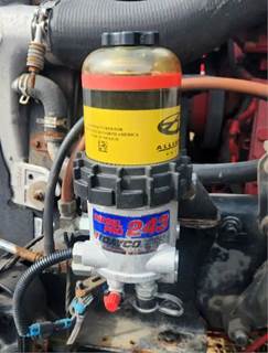 Cummins ISB Fuel / Water Separator for a 2016 Freightliner M2 106