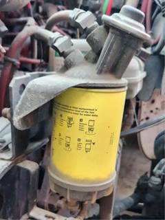 Cummins ISC Fuel / Water Separator for a 2012 Freightliner M2 106