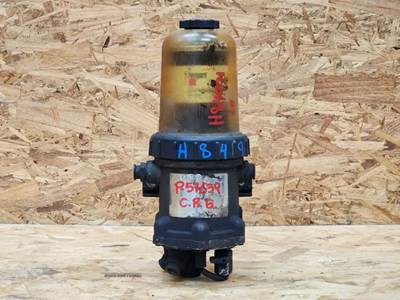 Cummins ISX Fuel / Water Separator for a 2015 International PROSTAR