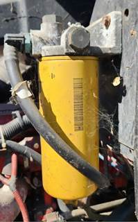 Cummins ISX Fuel / Water Separator for a 2004 International 9400I