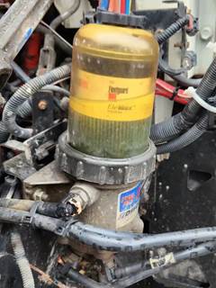 Cummins ISX Fuel / Water Separator for a 2016 International 9900I