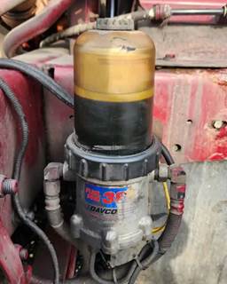 Cummins ISX Fuel / Water Separator for a 2013 Peterbilt 320