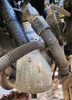 Cummins L10 Fuel / Water Separator for a 1993 International F-5070