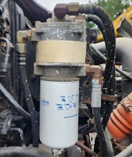 Cummins M11 / ISM Fuel / Water Separator for a 2002 International 2574