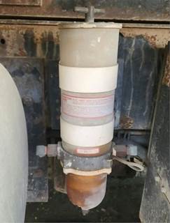 Cummins N14 Fuel / Water Separator for a 2001 Volvo ACL Autocar