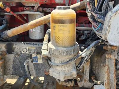 Cummins X15 Fuel / Water Separator for a 2019 Peterbilt 389