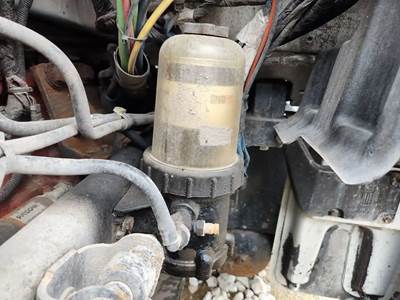 Cummins X15 Fuel / Water Separator for a 2020 Kenworth T880