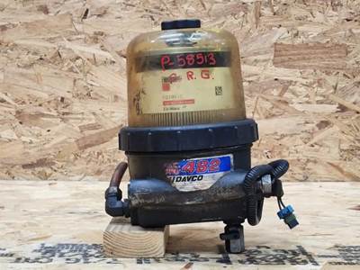 Detroit DD13 Fuel / Water Separator for a 2015 Freightliner Cascadia 125