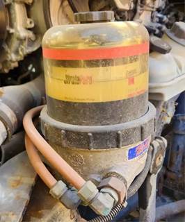 Detroit DD13 Fuel / Water Separator for a 2016 Freightliner Cascadia 125