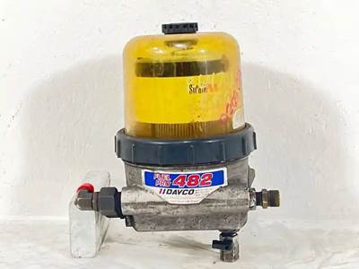 Detroit DD13 Fuel / Water Separator for a 2012 Freightliner Cascadia 113