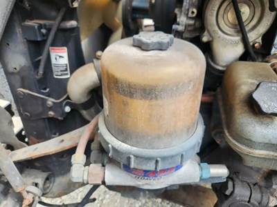 Detroit DD15 Fuel / Water Separator for a 2014 Freightliner Cascadia 125