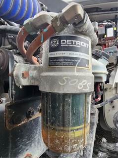 Detroit DD5 Fuel / Water Separator for a 2020 Freightliner M2 106