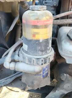 Detroit Series 60 Fuel / Water Separator for a 2010 Freightliner COLUMBIA 120