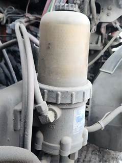 Detroit Series 60 Fuel / Water Separator for a 2005 Freightliner Columbia 120