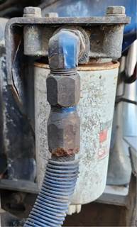 Detroit Series 60 Fuel / Water Separator for a 1996 Peterbilt 378