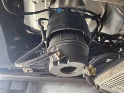 Ford F-750 Fuel / Water Separator