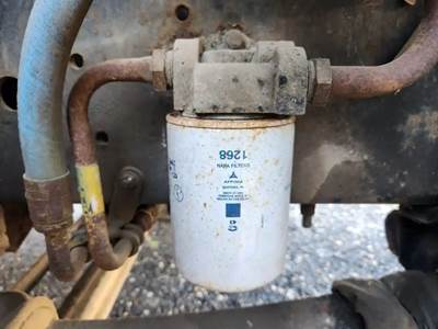 GM/Chev (HD) 7.4 L Fuel / Water Separator for a 1999 GMC C6500