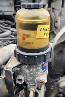 Hino J08 Fuel / Water Separator for a 2014 Hino 268