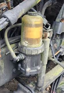 International MaxxForce 13 Fuel / Water Separator for a 2012 International PROSTAR