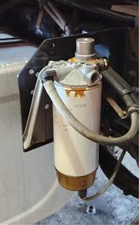 International MaxxForce 13 Fuel / Water Separator for a 2013 International WorkStar 7600