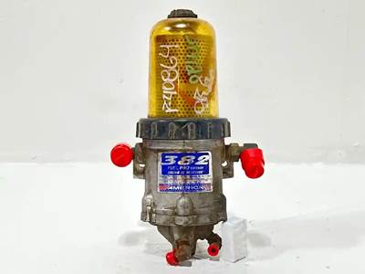 Mack E7 Fuel / Water Separator for a 2007 Mack CXN613