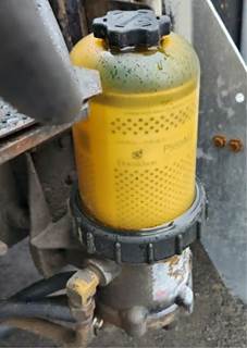 Mack MP10 Fuel / Water Separator for a 2010 Mack TD713