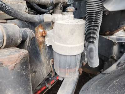 Paccar MX-13 Fuel / Water Separator for a 2016 Kenworth T680