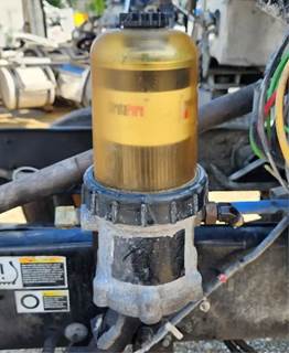 Paccar MX-13 Fuel / Water Separator for a 2013 Peterbilt 386