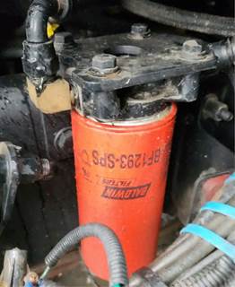Paccar PX-9 Fuel / Water Separator for a 2019 Peterbilt 337