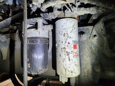 Paccar PX-9 Fuel / Water Separator for a 2021 Kenworth T370