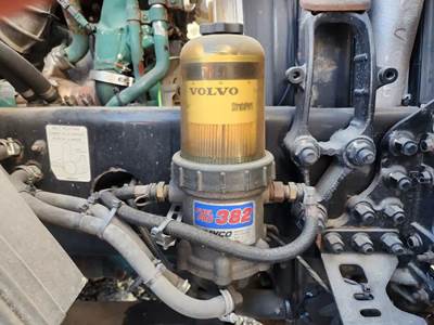 Volvo D13 Fuel / Water Separator for a 2014 Volvo VNL