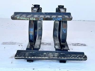 International DuraStar 4300 Left Fuel Tank Strap / Bracket