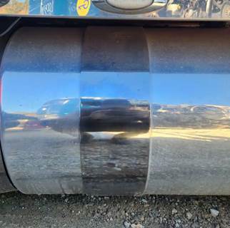 Kenworth W900 Fuel Tank Strap / Bracket