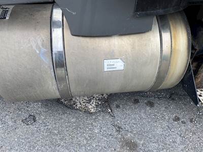 Volvo VNL Fuel Tank Strap / Bracket