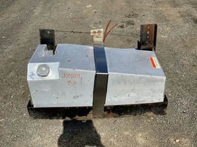 American LaFrance Condor Right Fuel Tank for a 2012 American La France CONDOR