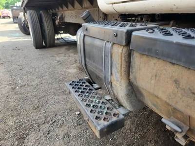 Chevrolet C7500 Right Fuel Tank