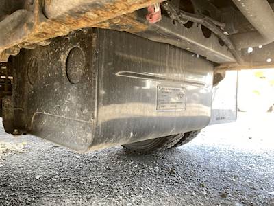 Chevrolet W5500 Fuel Tank