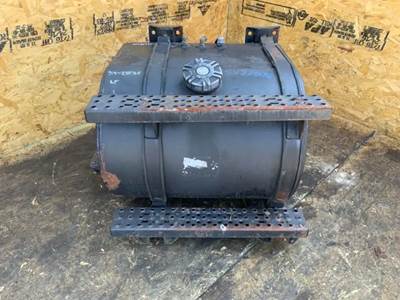 Ford LNT8000 Left Fuel Tank